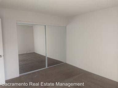Main picture of 5409 E Knoll Dr
