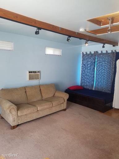 Main picture of 3157 N Frederic St