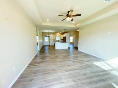 Main picture of 440 Venus Rd