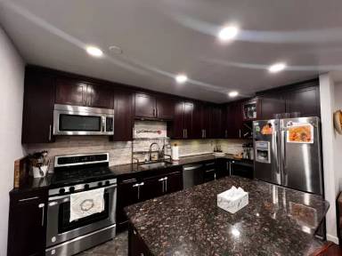 Main picture of 3950 North Lake Shore Drive Condominium