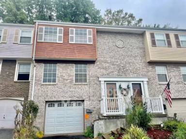 Main picture of 149 Hunting Creek Rd