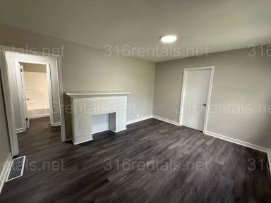 Main picture of 2301 S Laura Ave