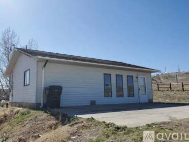 Main picture of 751 3rd St