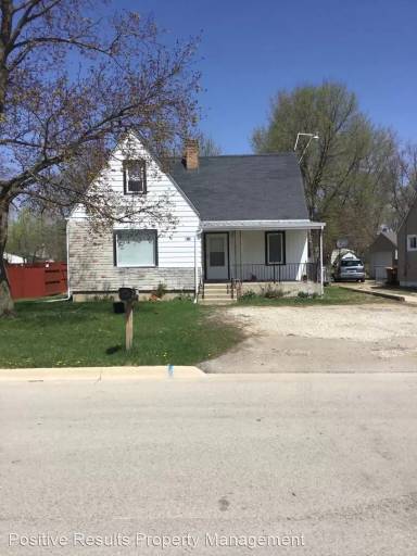 Main picture of 820 Ramona Ter