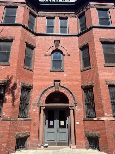 Main picture of 1615 Swann St NW