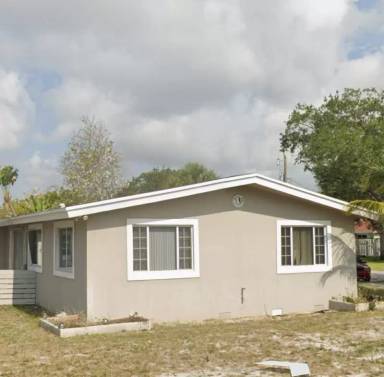 Main picture of 117 SE 4th Ave