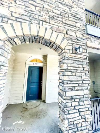 Main picture of 8931 E Phillips Dr