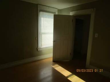 Main picture of 1000 3rd Ave S