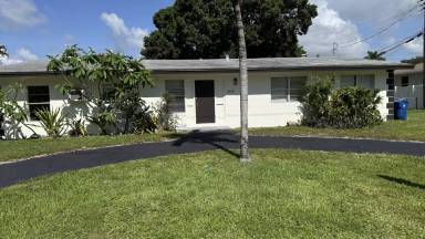 Main picture of 1501 SW 21st St
