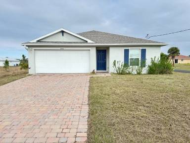 Main picture of 3000 62nd St W