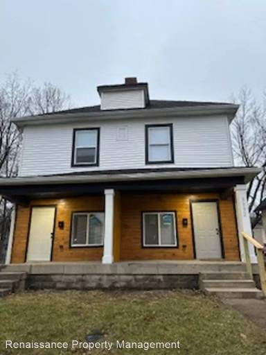 Main picture of 3330 Graceland Ave