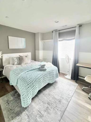 Main picture of 7766 Isaac St