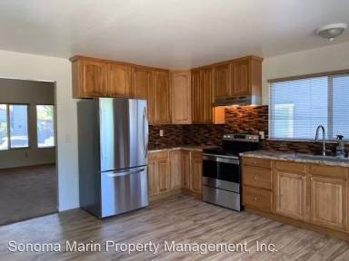 Main picture of 1552 Gladstone Way