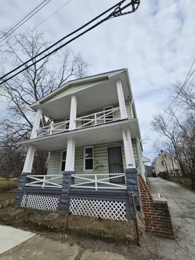Main picture of 8023 Kosciuszko Ave