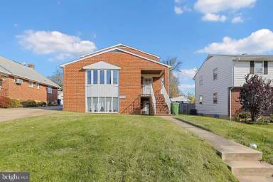 Main picture of 2904 Alvarado Sq