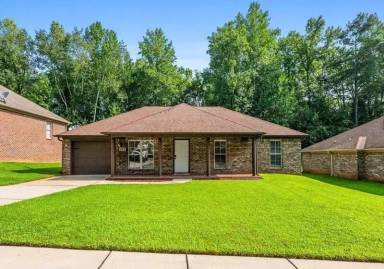 Main picture of 792 Charley Patterson Rd