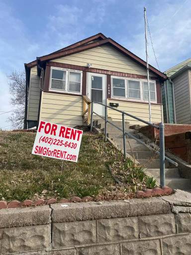 Main picture of 2409 S 20th Ave