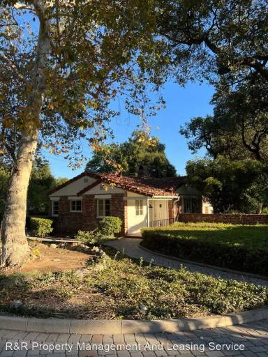Main picture of 1150 W Orange Grove Ave
