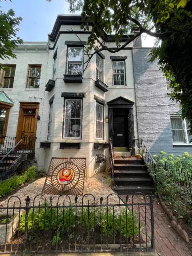 Main picture of 2511 I St NW