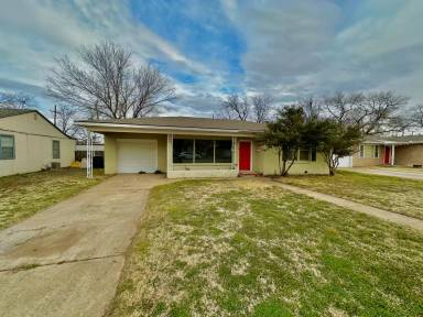 Main picture of 3814 33rd St