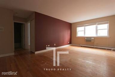 Main picture of 625 W Wrightwood Ave Apartments