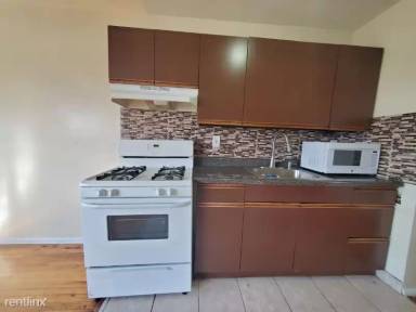 Main picture of 73 Western Ave