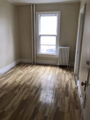 Main picture of 490 Hamilton St