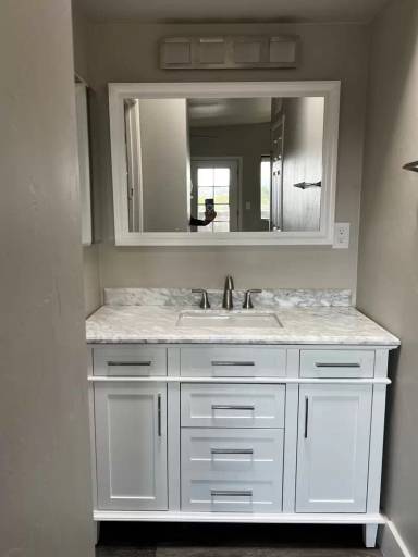 Main picture of 202 N Boulder Ter