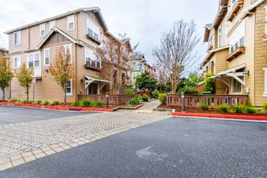 Main picture of 237 Bluebonnet Ln