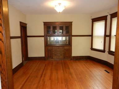 Main picture of 518 Charles Ave