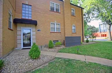 Main picture of 5900 Loughborough Ave