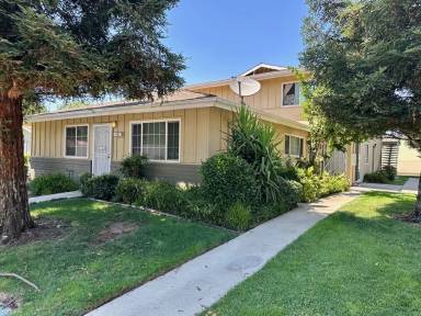 Main picture of 431 W Alamos Ave