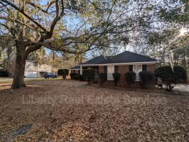 Main picture of 550 Laurenburg Dr