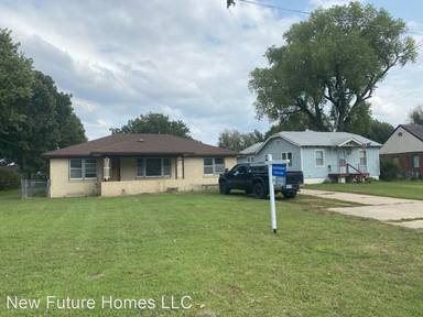 Main picture of 4510 N Arkansas Ave