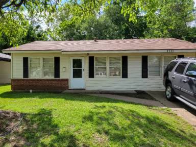 Main picture of 1511 Debra St