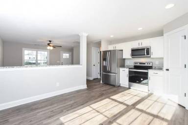 Main picture of 315 S Rose Ave