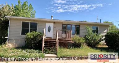 Main picture of 100 E Crook St