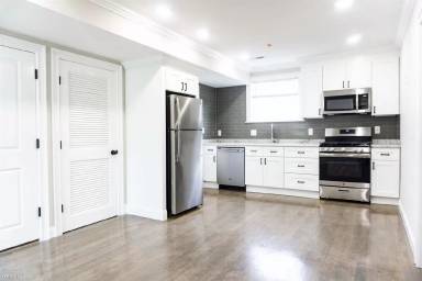 Main picture of 75 Linden St