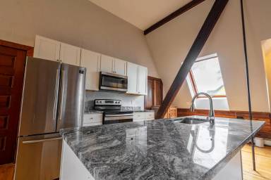 Main picture of 259 Norwood Ave