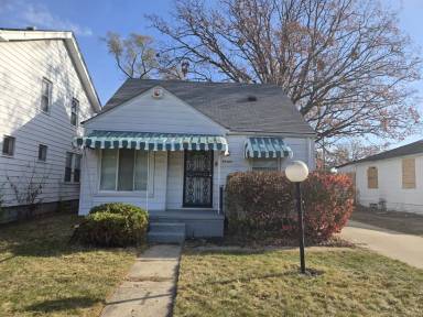 Main picture of 19960 Wisconsin St