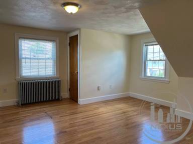 Main picture of 10 Yale Ave