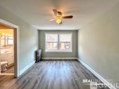 Main picture of 711 W Belmont Ave