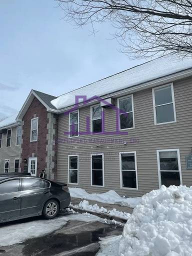 Main picture of 260 Main St