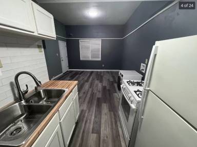 Main picture of 430 Case Ave