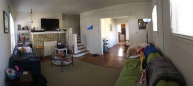 Main picture of 412 S Ballantine Rd