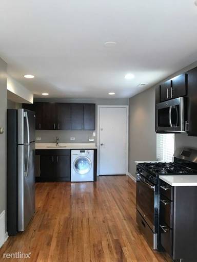 Main picture of 1620 N Marshfield