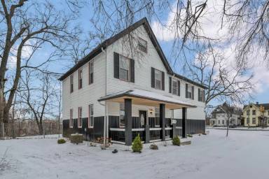 Main picture of 3081 W 16th St