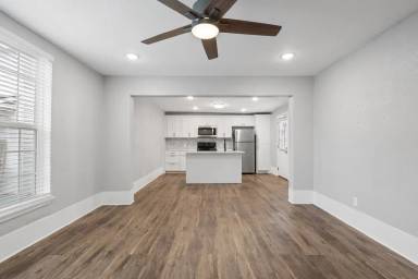 Main picture of 103 May Ave
