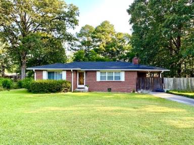 Main picture of 420 Elliott Dr NW