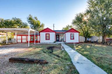 Main picture of 5504 Wilson Pl